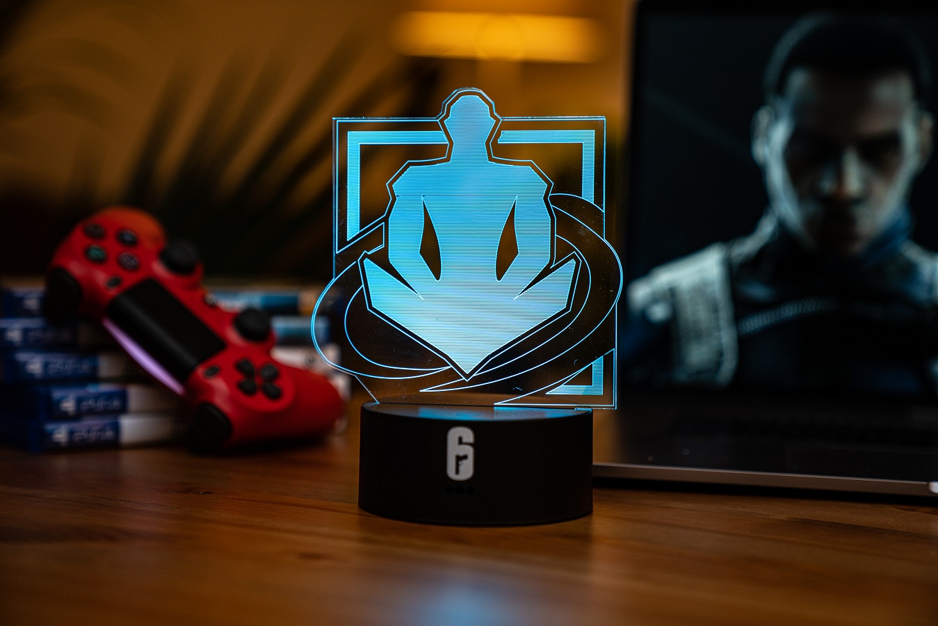 Six Siege Acrylic Light Wamai