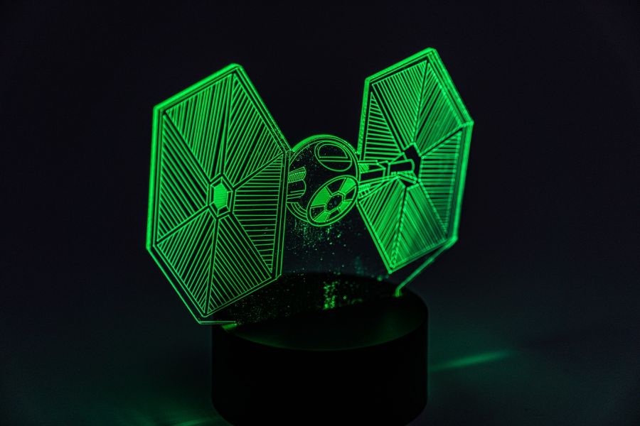 foy　TIE FIGHTER™ POSABLE LAMP Star Wars Tie Fighter Posable Desk Lamp | eBay